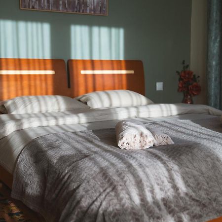 Marvic House Villa Exaplatanos Kültér fotó
